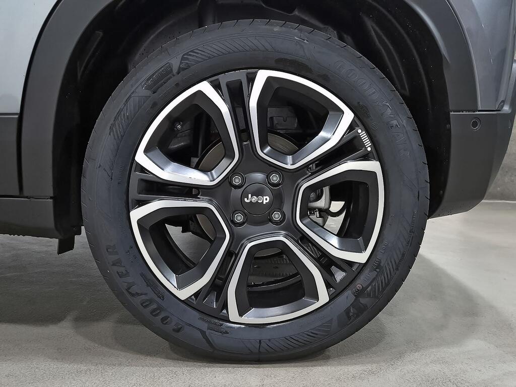Jeep Avenger BEV 115kW (156CV) Summit 11