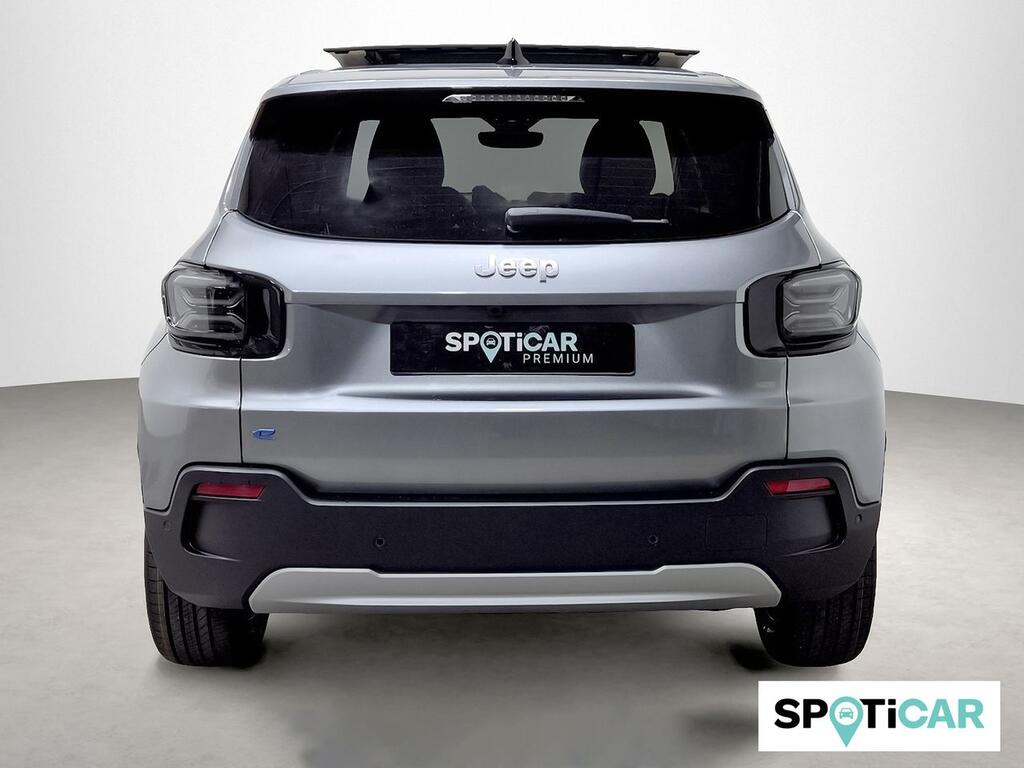 Jeep Avenger BEV 115kW (156CV) Summit 6