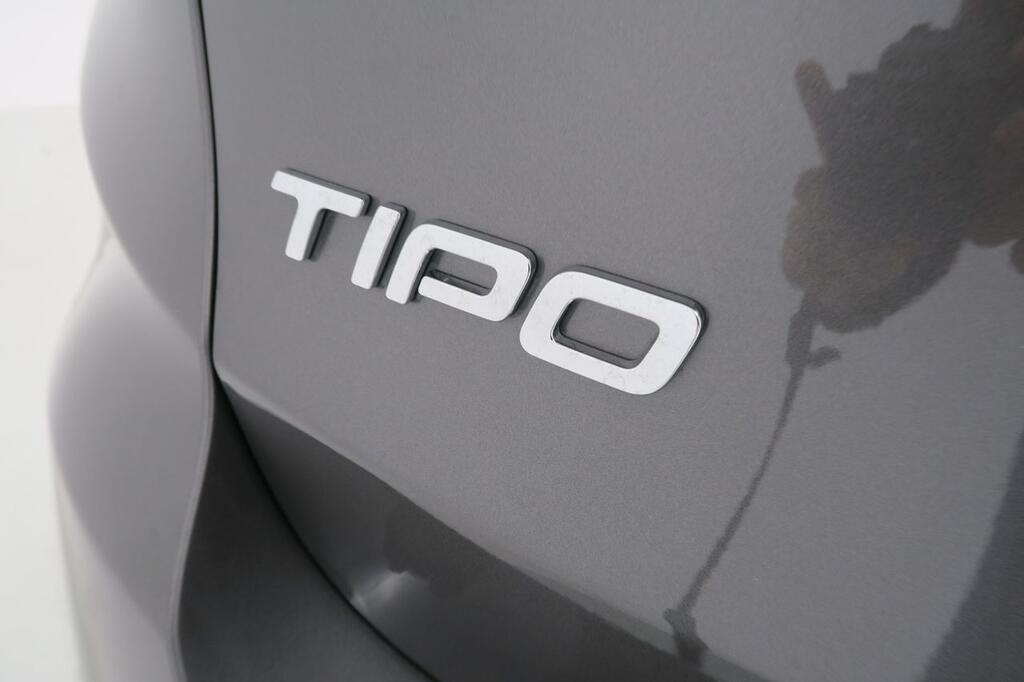 Fiat Tipo Sedán Diésel 1.6 96kW (130CV) manual 6v 19