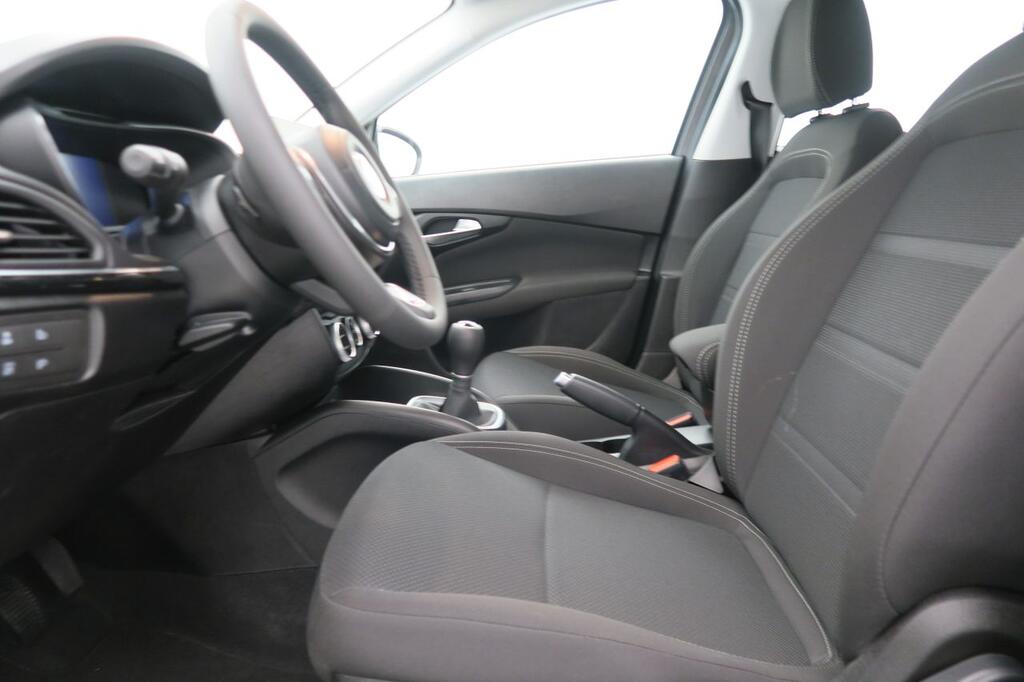 Fiat Tipo Sedán Diésel 1.6 96kW (130CV) manual 6v 16
