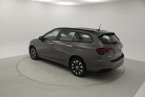 Fiat Tipo Sedán Diésel 1.6 96kW (130CV) manual 6v Fiat Tipo Sedán Diésel 1.6 96kW (130CV) manual 6v