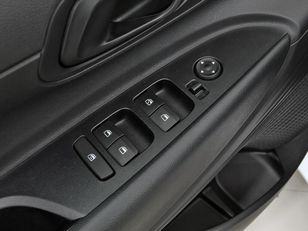 Hyundai i20 1.0 TGDI 74kW (100CV) Tecno 13