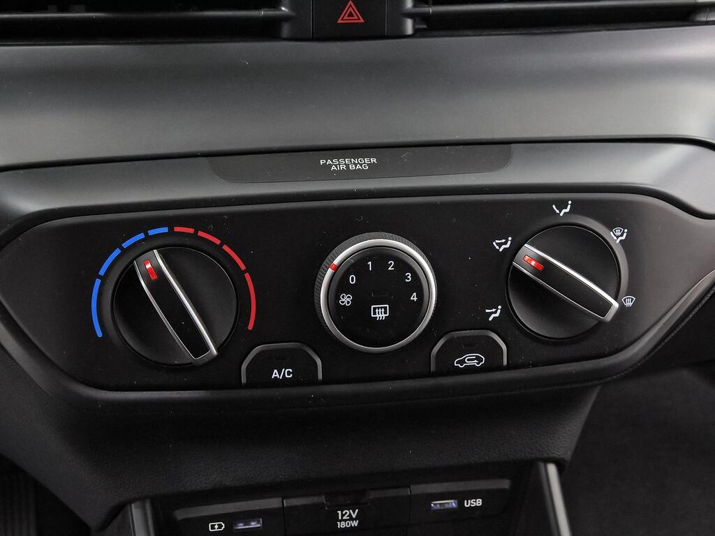 Hyundai i20 1.0 TGDI 74kW (100CV) Tecno 27