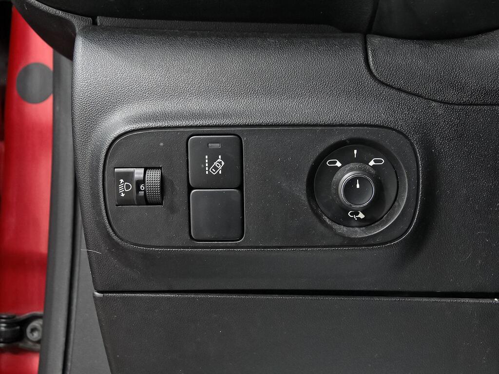 Citroën C3 PureTech 60KW (82CV) FEEL 14