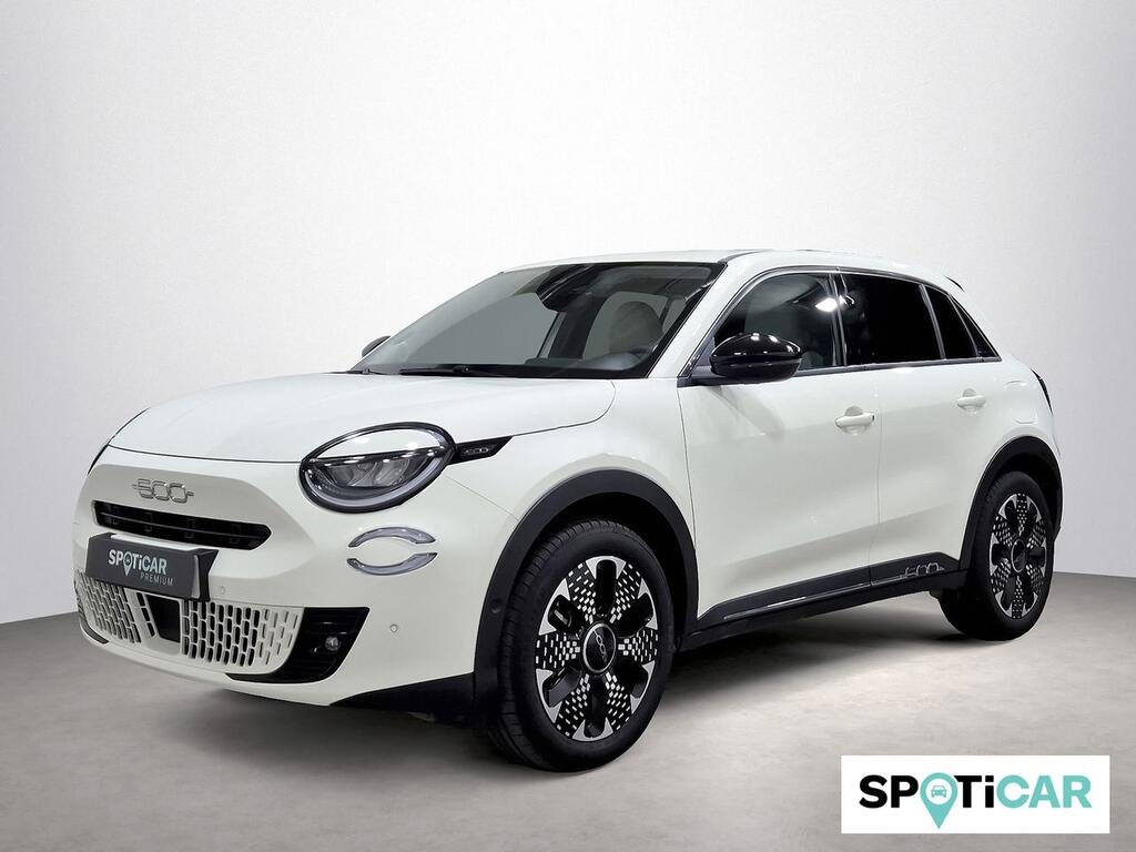 Fiat 600 600 MHEV La prima 1.2 74kW (100CV) DDCT 4