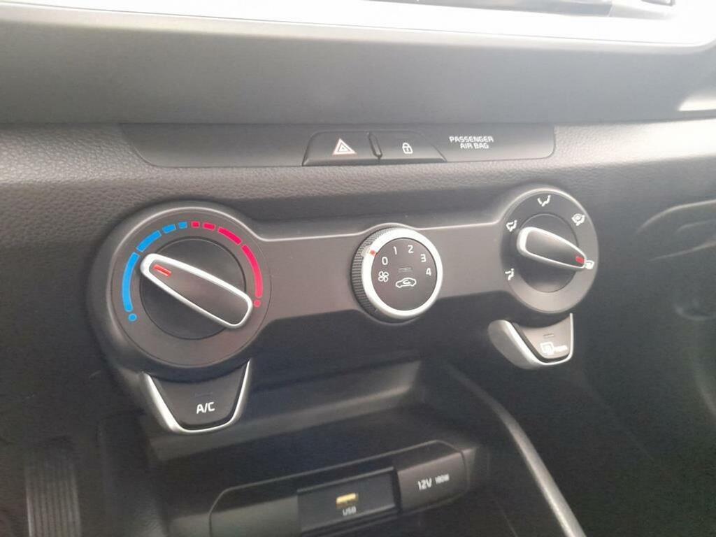 Kia Stonic 1.0 T-GDi 74kW (100CV) MHEV iMT Concept 20