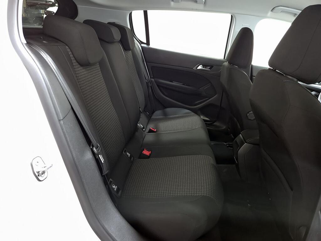 Peugeot 308 5p Style BlueHDi 130 S&S 8