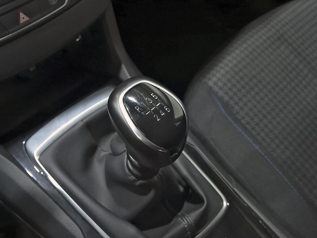 Peugeot 308 5p Style BlueHDi 130 S&S 26