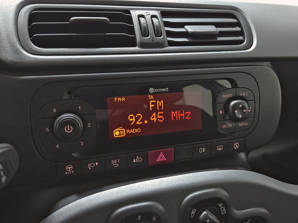 Fiat Panda City Life Hybrid 1.0 Gse 51kw (70CV) 17