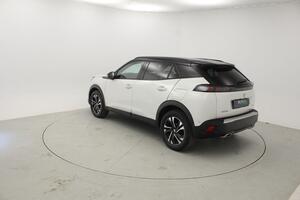 Peugeot 2008 GT Puretech 130 S&S EAT8 Peugeot 2008 GT Puretech 130 S&S EAT8