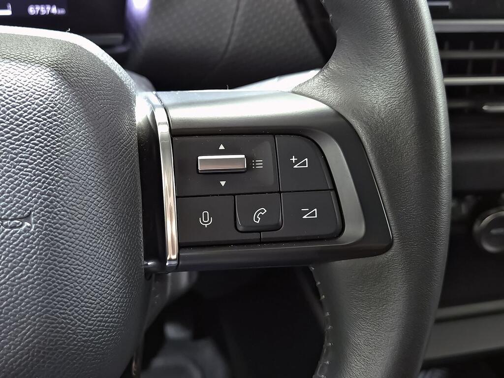 Citroën C4 BlueHdi 110 S&S Feel Pack 18 Citroën C4 BlueHdi 110 S&S Feel Pack 18