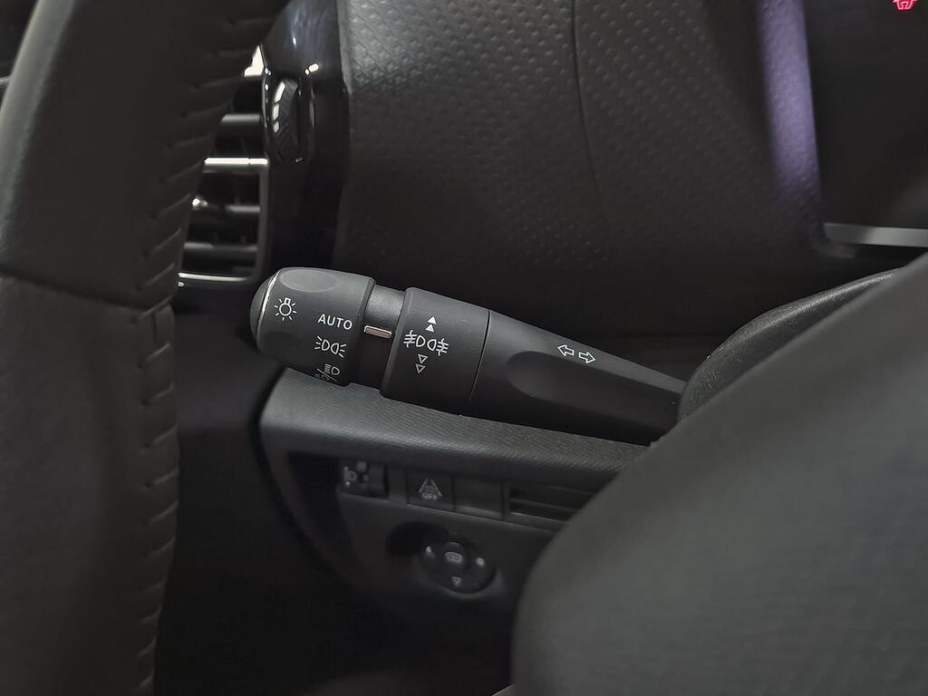Citroën C4 BlueHdi 110 S&S Feel Pack 14 Citroën C4 BlueHdi 110 S&S Feel Pack 14