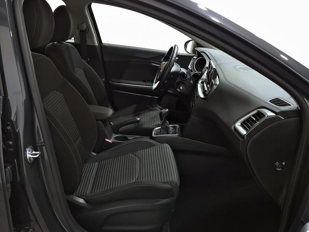 Kia XCeed 1.0 T-GDi Drive 74kW (100CV) 7 Kia XCeed 1.0 T-GDi Drive 74kW (100CV) 7