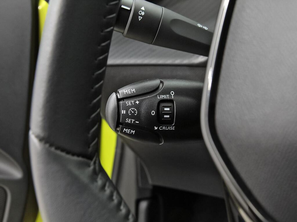 Peugeot 208 Active Puretech 100 17 Peugeot 208 Active Puretech 100 17