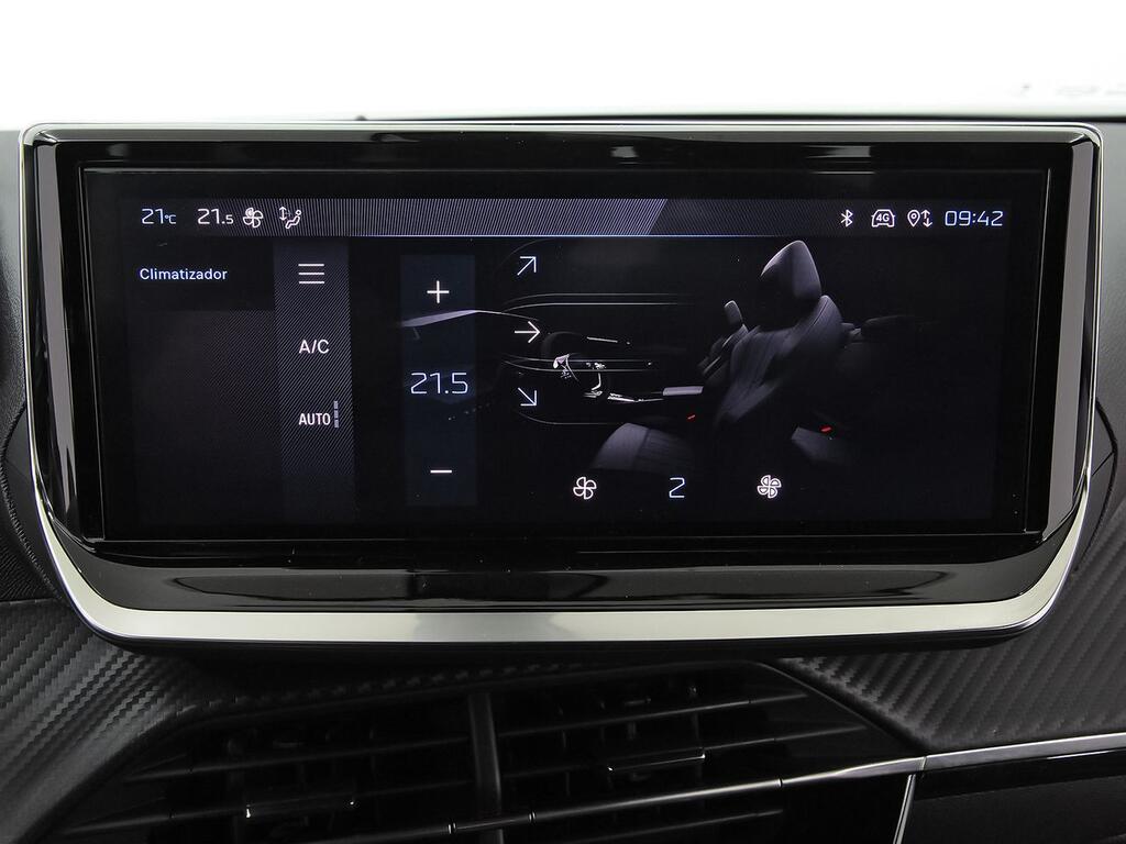 Peugeot 2008 Active Puretech 100 S&S 6 Vel. MAN 32 Peugeot 2008 Active Puretech 100 S&S 6 Vel. MAN 32