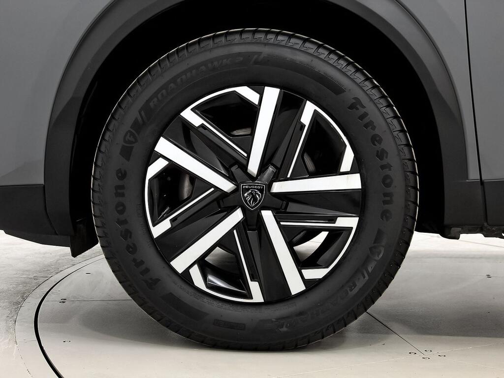 Peugeot 2008 Active Puretech 100 S&S 6 Vel. MAN 11 Peugeot 2008 Active Puretech 100 S&S 6 Vel. MAN 11