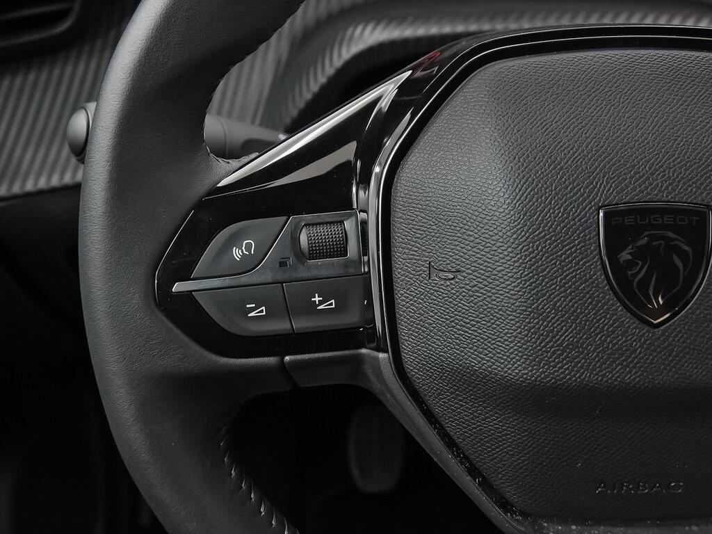 Peugeot 2008 Active Puretech 100 S&S 6 Vel. MAN 19 Peugeot 2008 Active Puretech 100 S&S 6 Vel. MAN 19