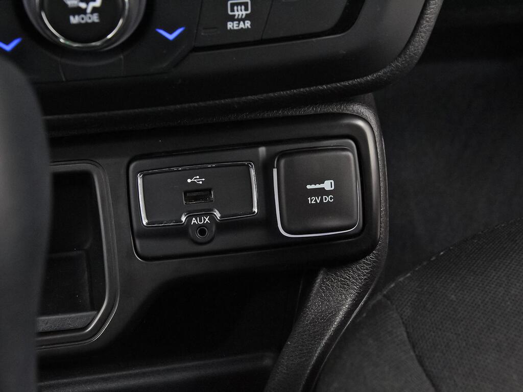 Jeep Renegade eHybrid 1.5 96kW(130CV) Limited ATX 29 Jeep Renegade eHybrid 1.5 96kW(130CV) Limited ATX 29