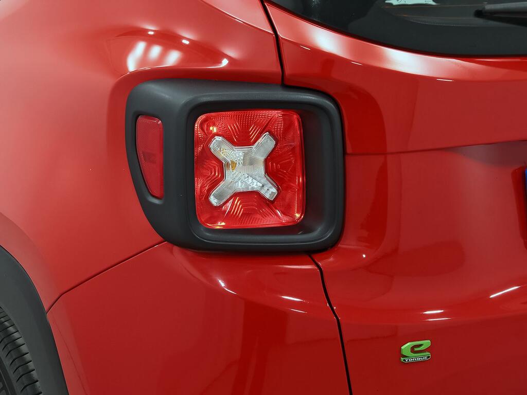 Jeep Renegade eHybrid 1.5 96kW(130CV) Limited ATX 33 Jeep Renegade eHybrid 1.5 96kW(130CV) Limited ATX 33
