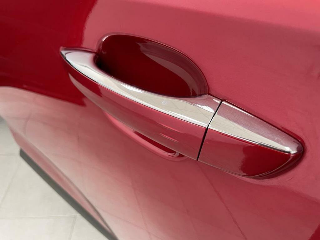 DS DS 7 1.6 E-Tense 300 GRAND CHIC Auto 4WD 38 DS DS 7 1.6 E-Tense 300 GRAND CHIC Auto 4WD 38