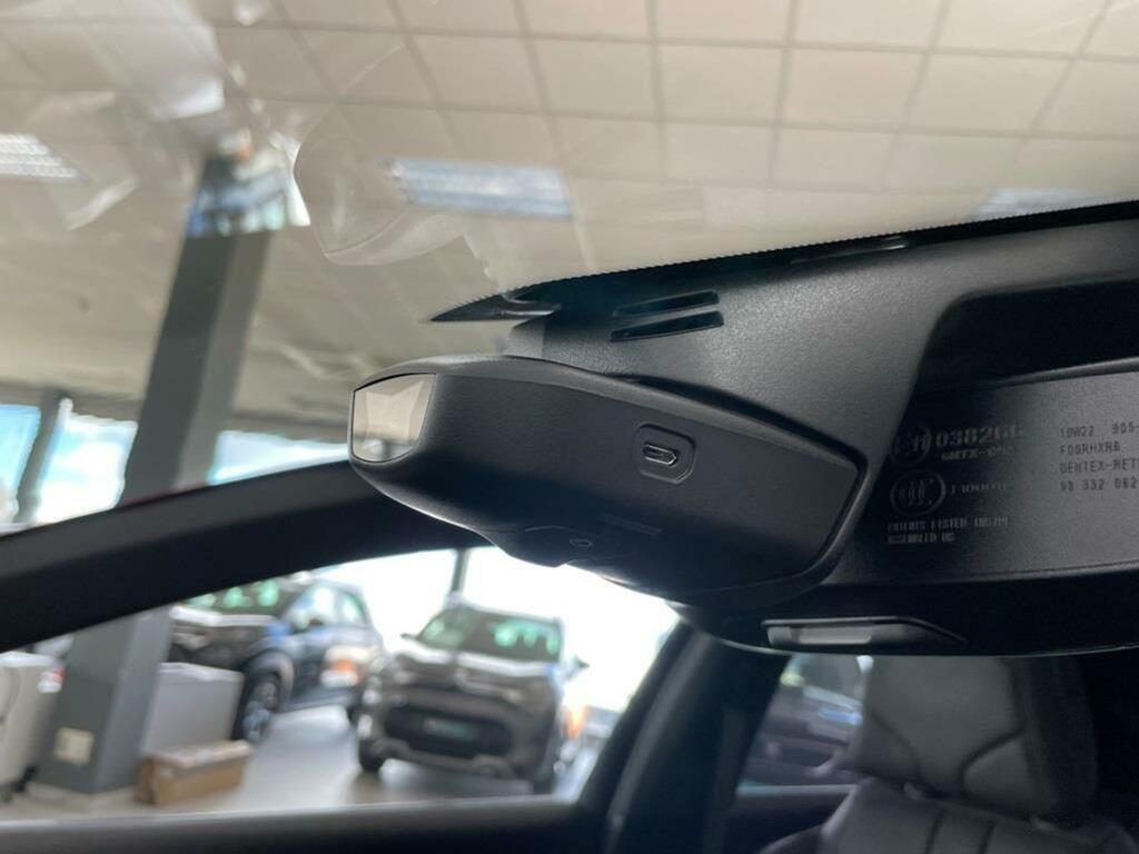 DS DS 7 1.6 E-Tense 300 GRAND CHIC Auto 4WD 42 DS DS 7 1.6 E-Tense 300 GRAND CHIC Auto 4WD 42