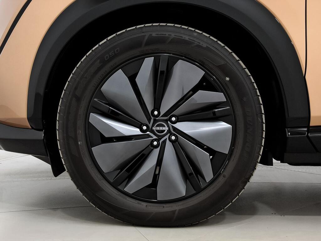 Nissan Ariya 5p 87 kWh e-4ORCE Advance CAR. 22kW + Te 10 Nissan Ariya 5p 87 kWh e-4ORCE Advance CAR. 22kW + Te 10