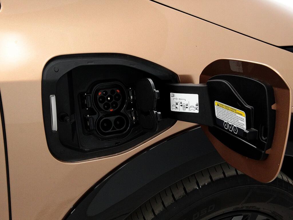 Nissan Ariya 5p 87 kWh e-4ORCE Advance CAR. 22kW + Te 41 Nissan Ariya 5p 87 kWh e-4ORCE Advance CAR. 22kW + Te 41