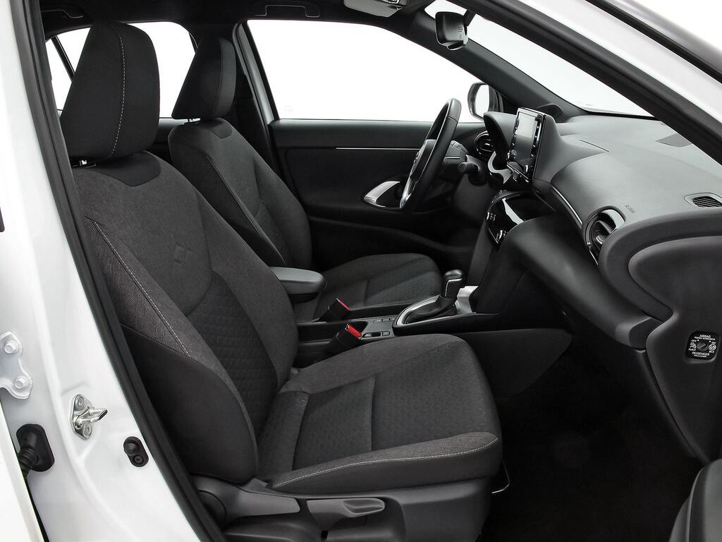 Toyota Yaris Cross 1.5 120H Active Tech 7 Toyota Yaris Cross 1.5 120H Active Tech 7