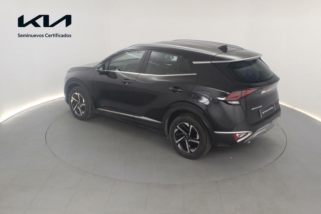Kia Sportage 1.6 T-GDi HEV 158kW (215CV) Drive 4x2 4 Kia Sportage 1.6 T-GDi HEV 158kW (215CV) Drive 4x2 4