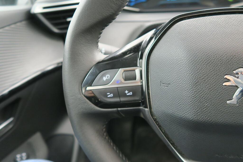 Peugeot 208 Eléctrico Active Pack 11