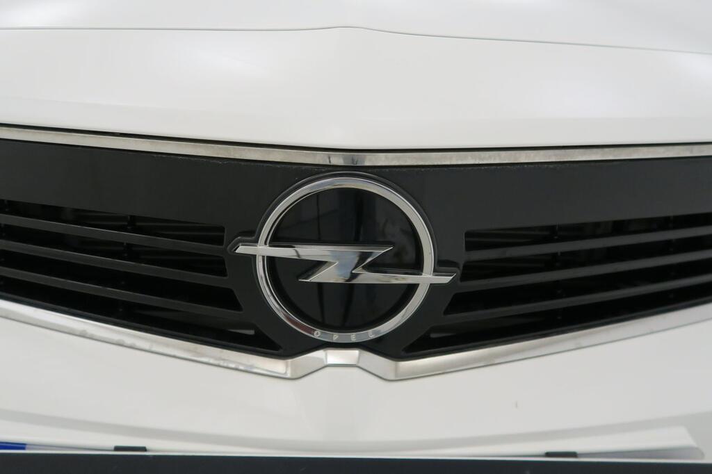 Opel Astra 1.6T Hybrid 132kW (180CV) Elegance Auto 21 Opel Astra 1.6T Hybrid 132kW (180CV) Elegance Auto 21