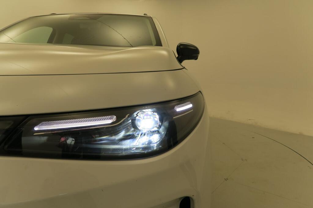 Leapmotor C10 C10 REEV 28.4 kWh Design Auto 22