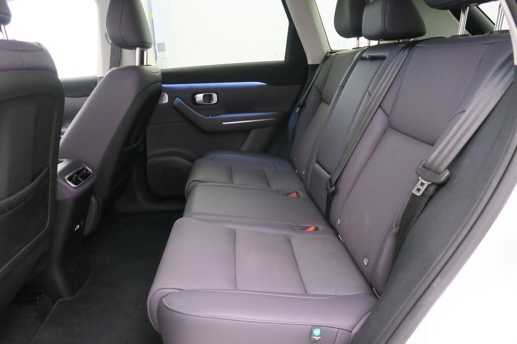 Leapmotor C10 C10 REEV 28.4 kWh Design Auto 18