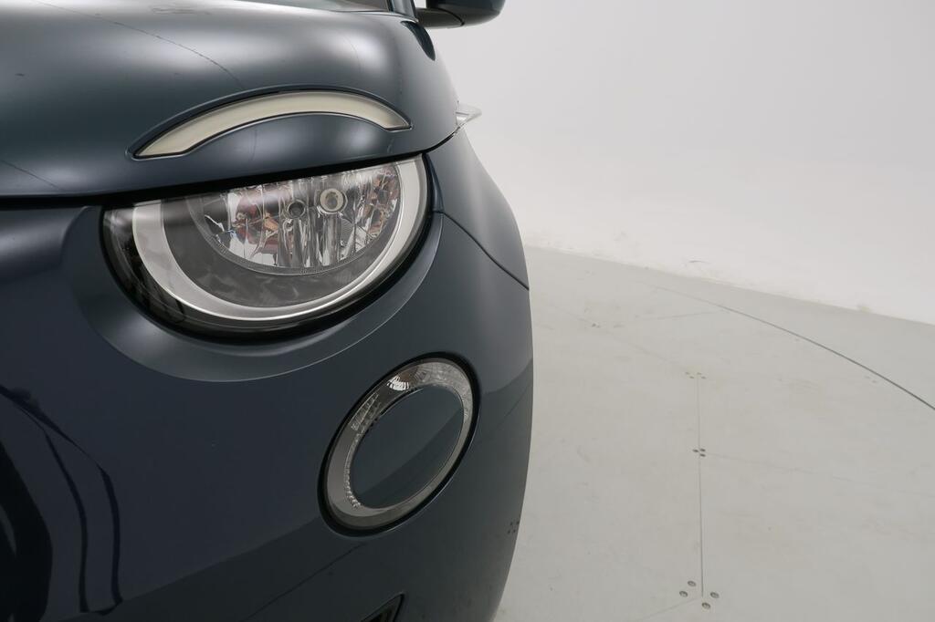 Fiat 500 Icon Hb 320km 85kW (118CV) 21 Fiat 500 Icon Hb 320km 85kW (118CV) 21