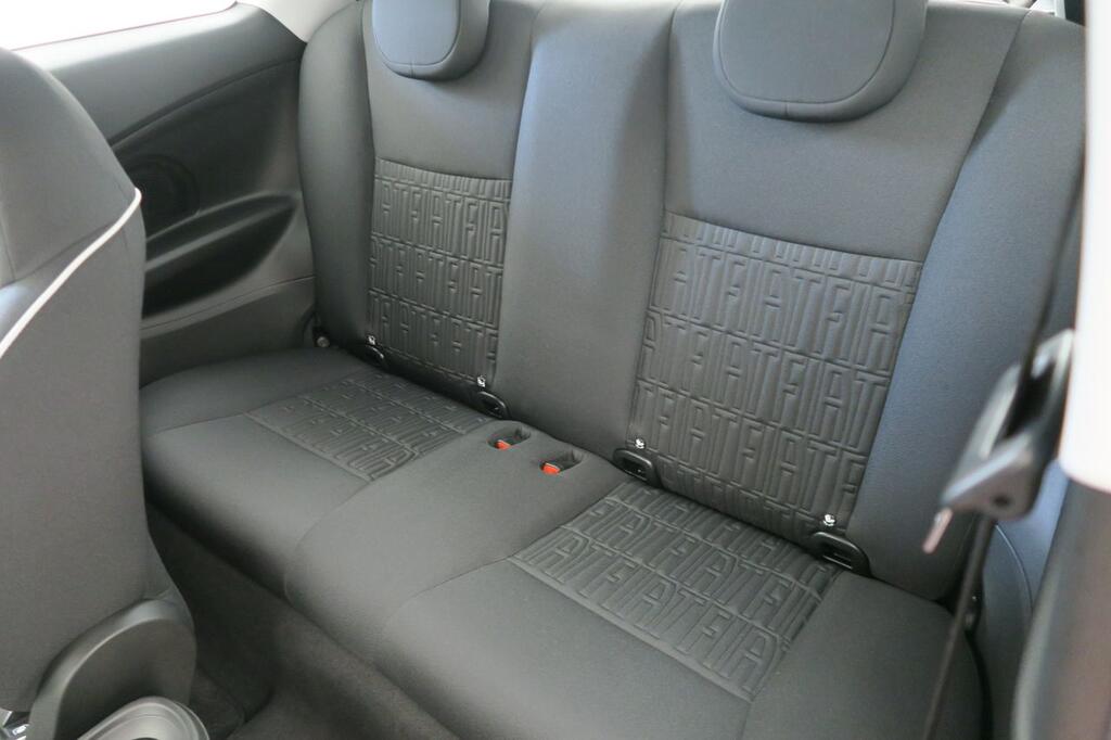 Fiat 500 Monotrim Hb 190km 70kW (95CV) 16 Fiat 500 Monotrim Hb 190km 70kW (95CV) 16