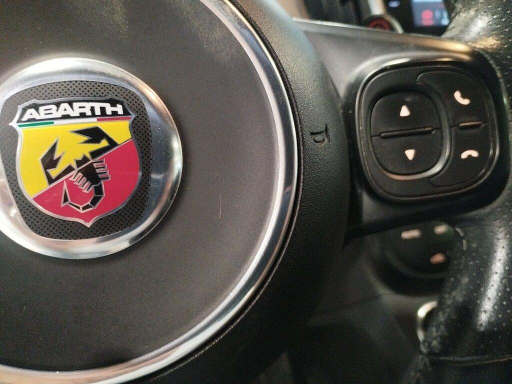 Abarth 500 595C Turismo 1.4 16v T-Jet 121kW E6D 10 Abarth 500 595C Turismo 1.4 16v T-Jet 121kW E6D 10