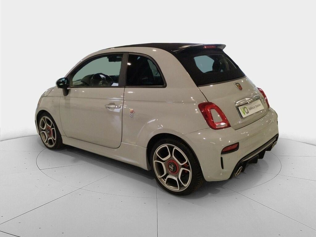Abarth 500 595C Turismo 1.4 16v T-Jet 121kW E6D 3 Abarth 500 595C Turismo 1.4 16v T-Jet 121kW E6D 3