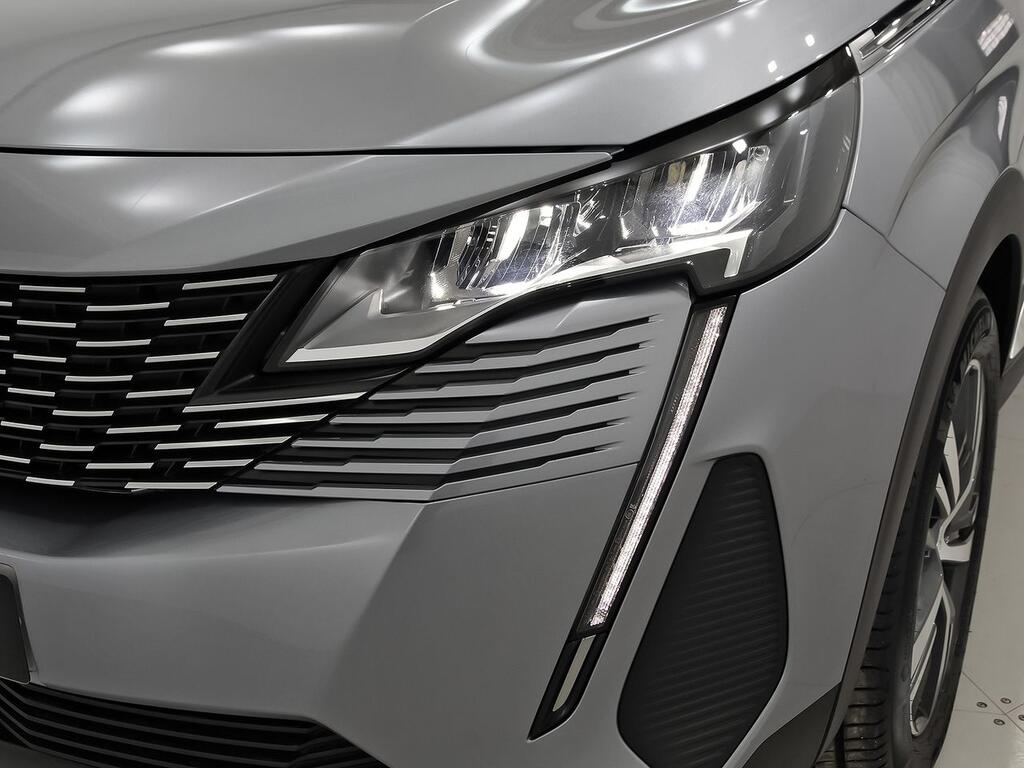 Peugeot 5008 1.2 PureTech 96KW S&S Allure Pack 32