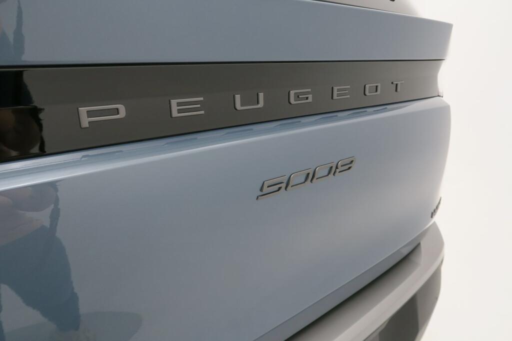 Peugeot 5008 1.2 100KW Allure eDCS6 20 Peugeot 5008 1.2 100KW Allure eDCS6 20