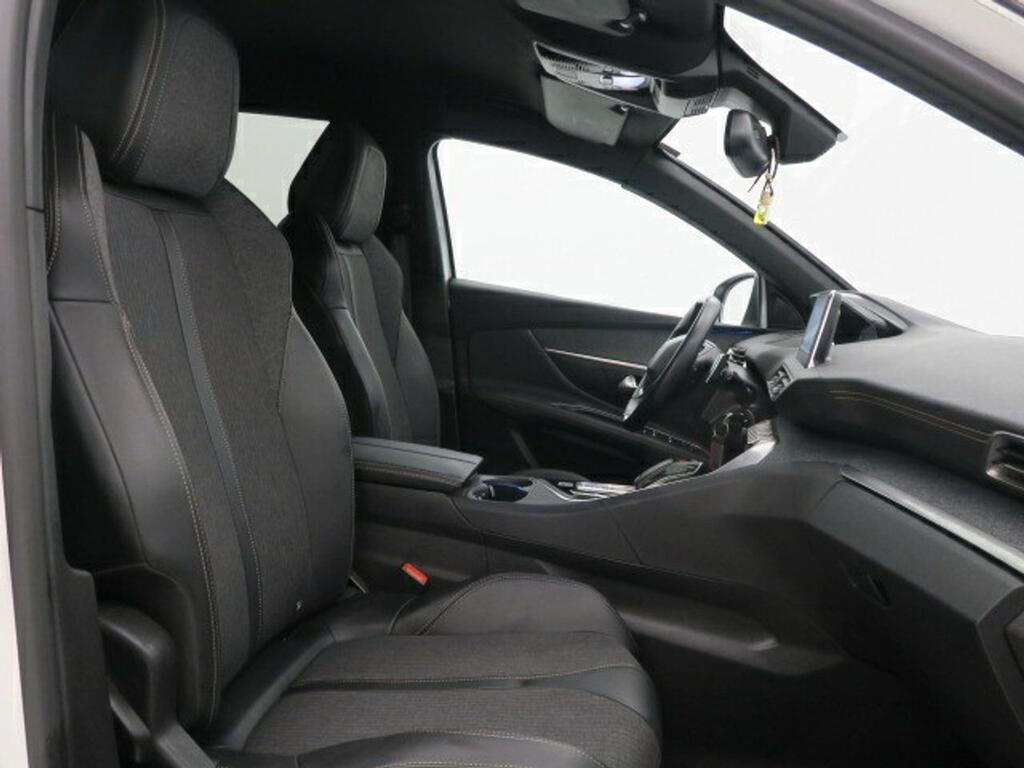 Peugeot 3008 1.2 PURETECH 96KW (130CV) GT LINE EAT8 18 Peugeot 3008 1.2 PURETECH 96KW (130CV) GT LINE EAT8 18