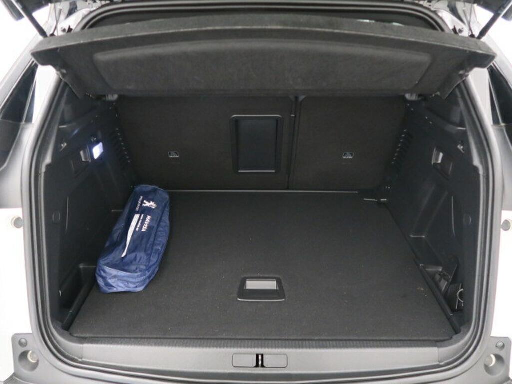 Peugeot 3008 1.2 PURETECH 96KW (130CV) GT LINE EAT8 21 Peugeot 3008 1.2 PURETECH 96KW (130CV) GT LINE EAT8 21