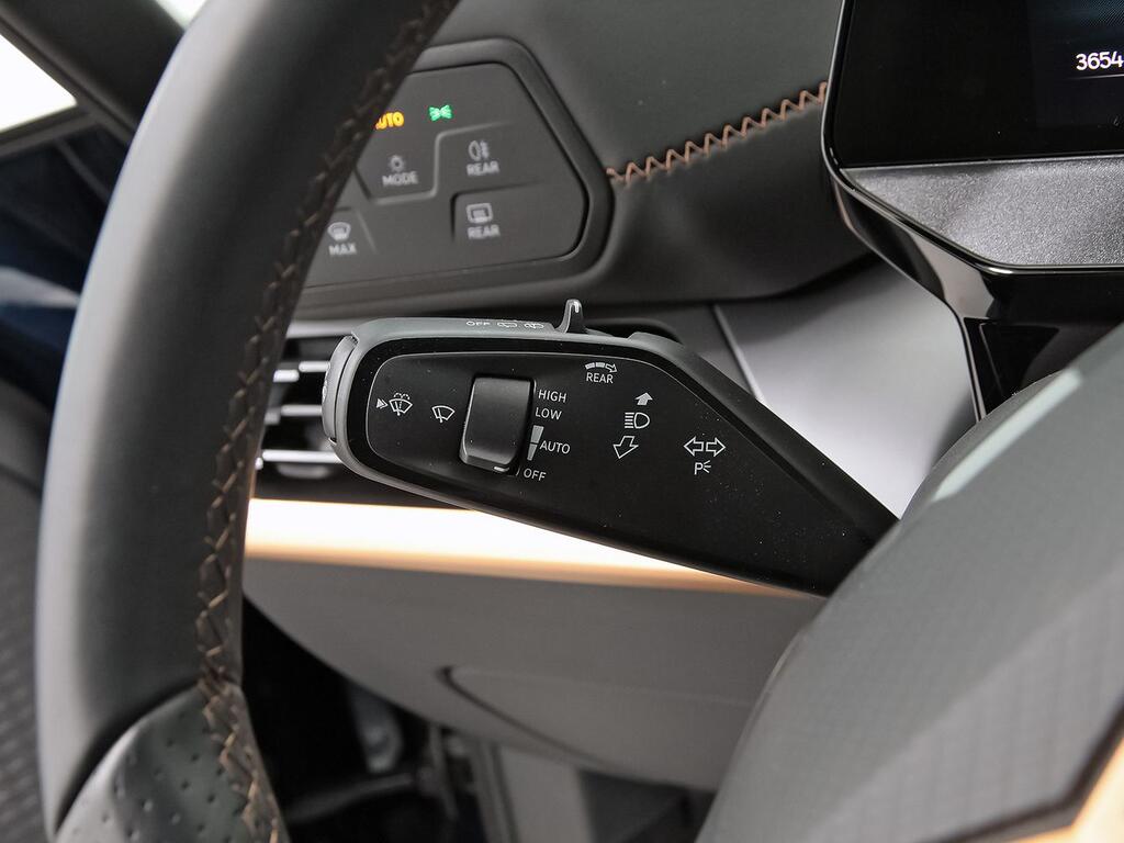 Cupra Born 170kW (231 CV) 59kWh E-Boost Pack 13 Cupra Born 170kW (231 CV) 59kWh E-Boost Pack 13
