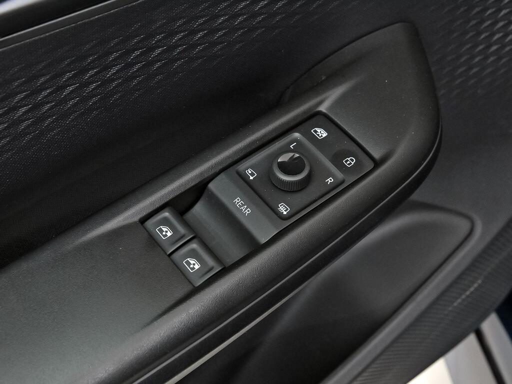 Cupra Born 170kW (231 CV) 59kWh E-Boost Pack 10 Cupra Born 170kW (231 CV) 59kWh E-Boost Pack 10