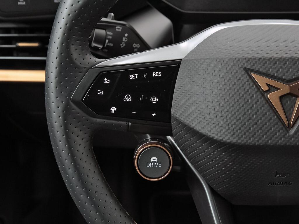 Cupra Born 170kW (231 CV) 59kWh E-Boost Pack 15 Cupra Born 170kW (231 CV) 59kWh E-Boost Pack 15