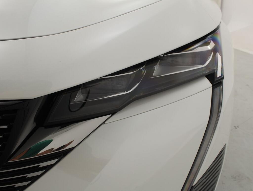 Peugeot 308 5P GT Hybrid 180 eEAT8 23 Peugeot 308 5P GT Hybrid 180 eEAT8 23