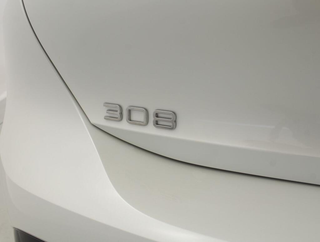 Peugeot 308 5P GT Hybrid 180 eEAT8 22 Peugeot 308 5P GT Hybrid 180 eEAT8 22