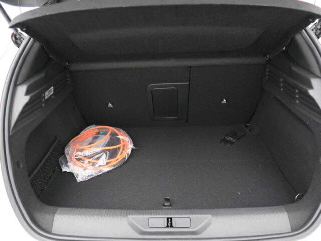 Peugeot 308 5P GT Hybrid 180 eEAT8 20 Peugeot 308 5P GT Hybrid 180 eEAT8 20