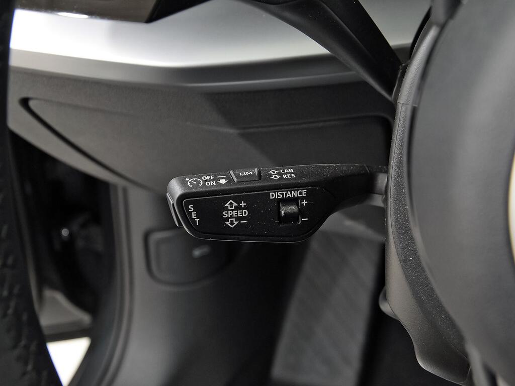 Audi A3 Sportback Advanced 30 TFSI 81kW S tronic 17 Audi A3 Sportback Advanced 30 TFSI 81kW S tronic 17