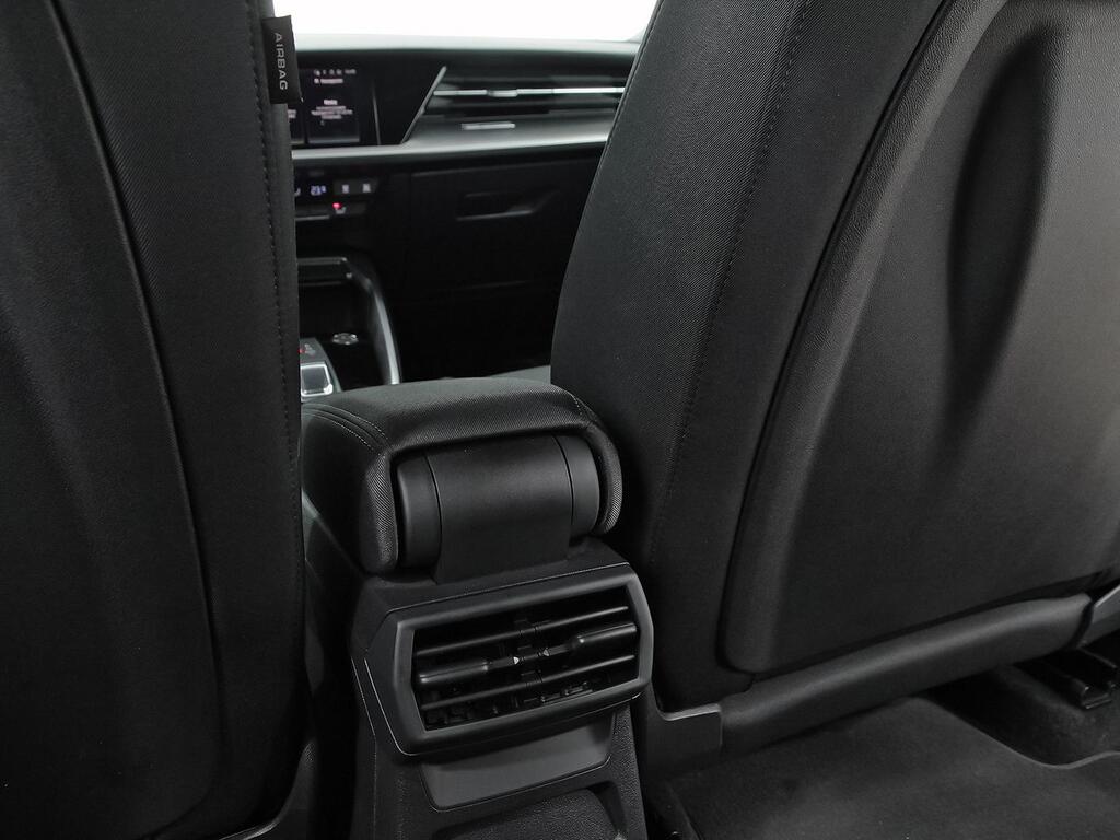 Audi A3 Sportback Advanced 30 TFSI 81kW S tronic 32 Audi A3 Sportback Advanced 30 TFSI 81kW S tronic 32