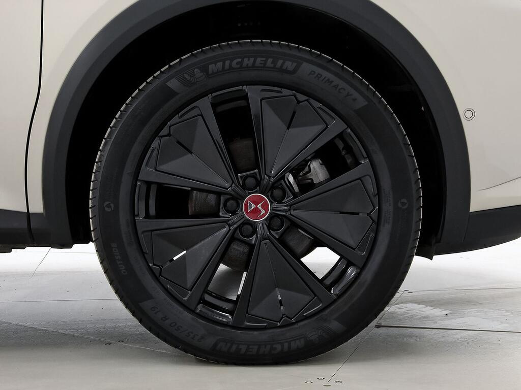 DS DS 7 BlueHDi 130 Automático PERFORMANCE LINE 11 DS DS 7 BlueHDi 130 Automático PERFORMANCE LINE 11